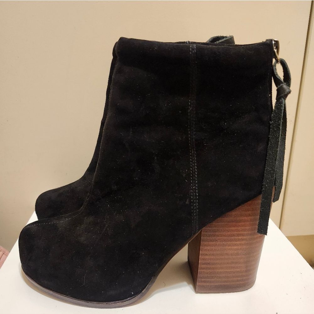 Brand New Jeffrey Campbell "Rumble" Black Suede Zip Ankle Boots Sz.8 Ret.$175